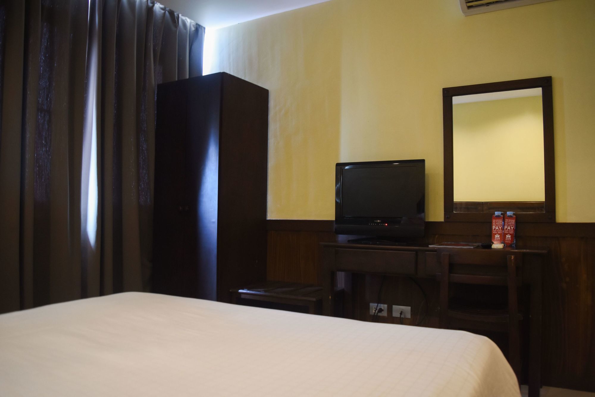 فندق زين رومز روكساس أفنيو Davao City المظهر الخارجي الصورة